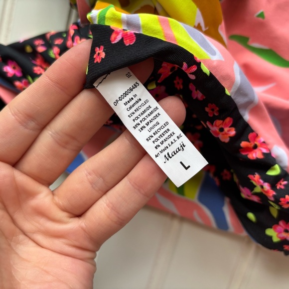 Maaji | Women's Floral Cheeky One Piece Bathing Suit Size Large NWOT Beach Pool - Picture 7 of 10